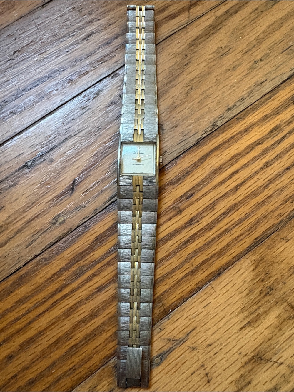 Womens Vintage Le Baron Gold and Silver Two-Tone Watch